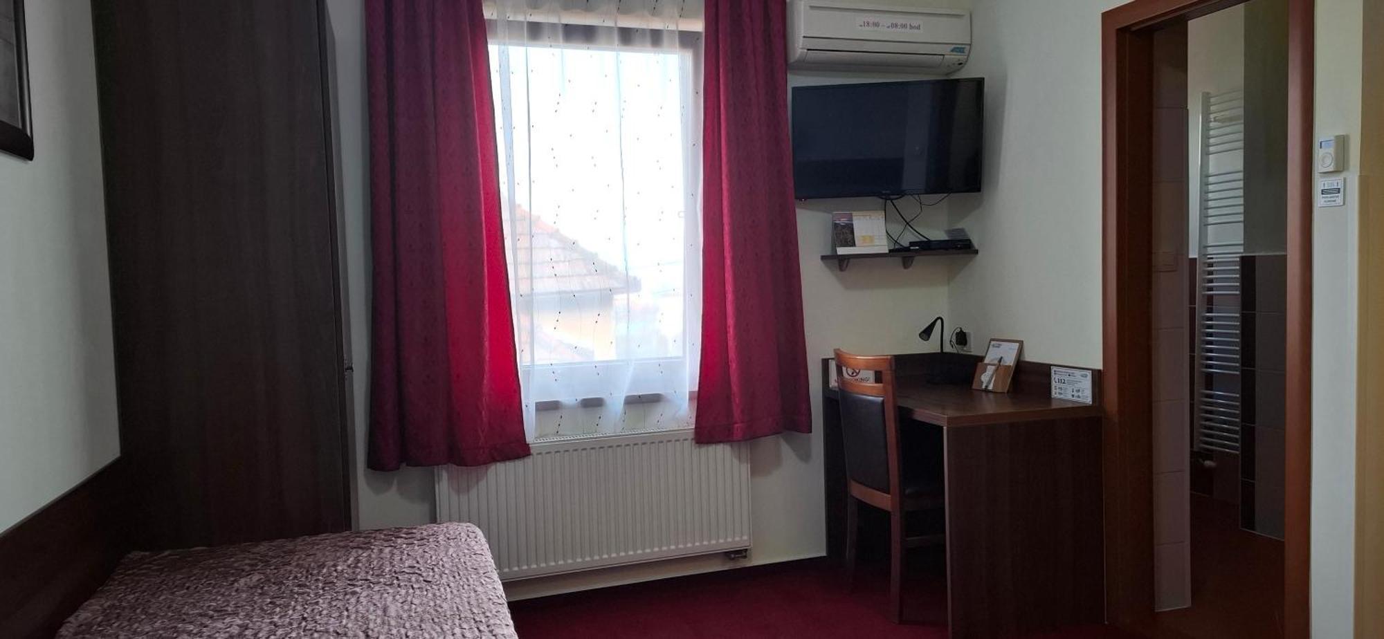 Penzion Kozak B&B Sebedražie Exteriör bild