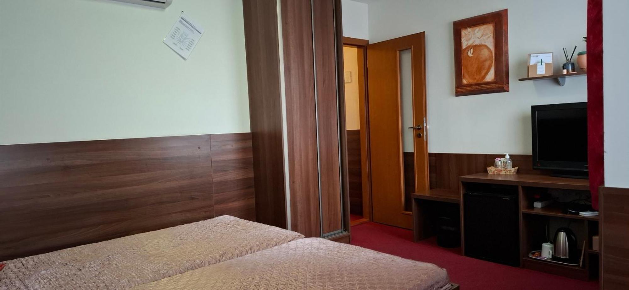 Penzion Kozak B&B Sebedražie Exteriör bild